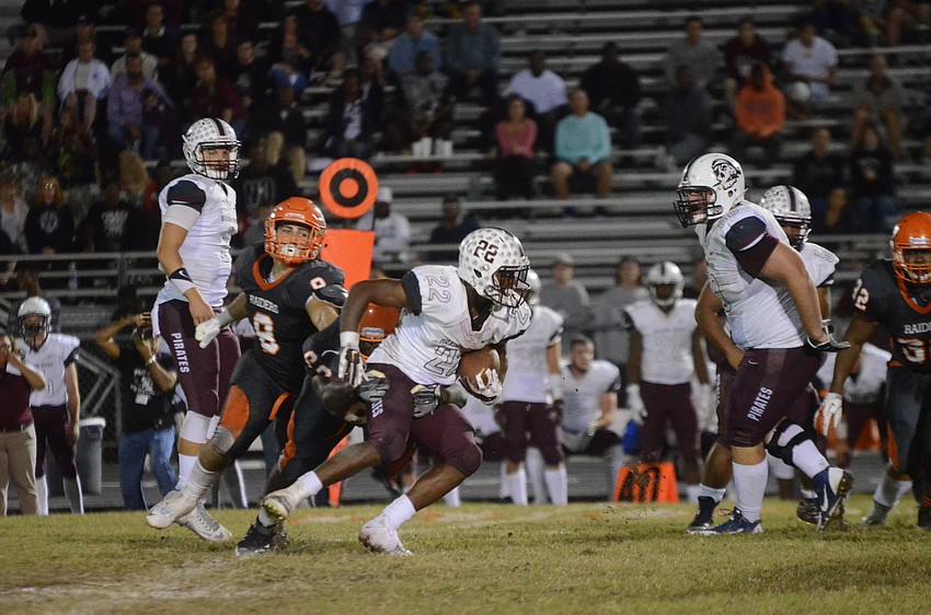 Braden River's Dexter Hodo switched from defensive back to running back after starting running back Raymond Thomas went down for the season. (courtesy Justin Kline).