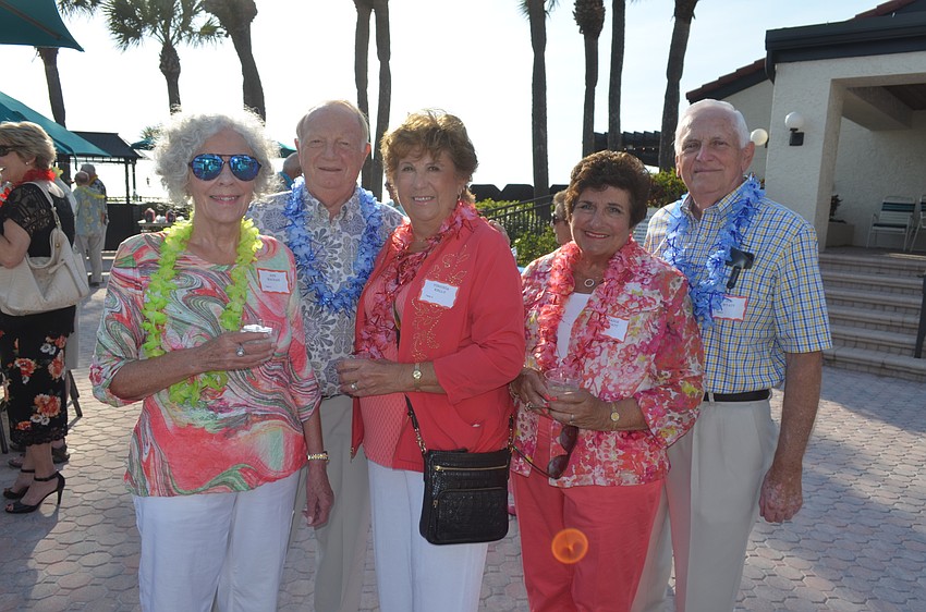 Ann and Jim Machan, Virginia Kelly and Maria and Bob Wyatt