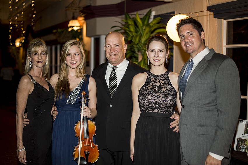 Judith, Sommer and Steve Altier with Casey and Colby Siljestrom
