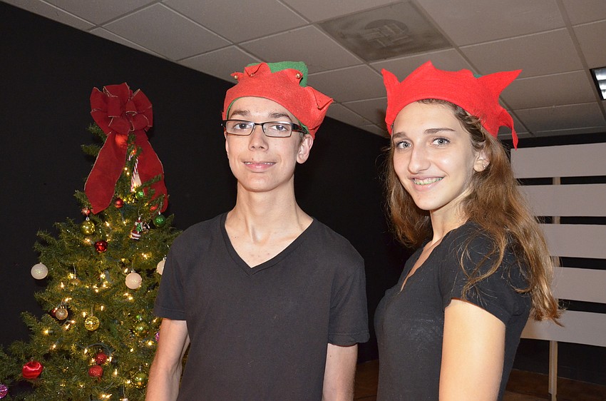 Braden River High School students Matt Stamos and Dana Towell volunteered at the dinner.