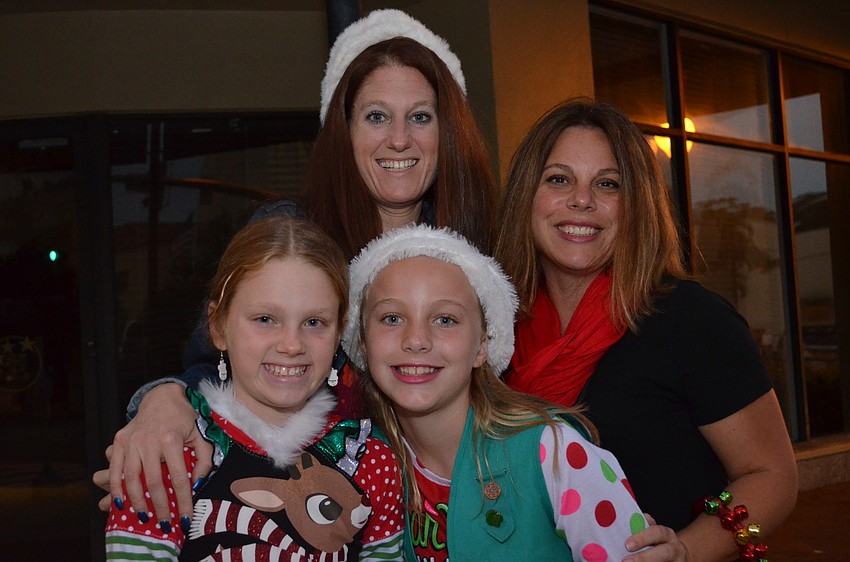 Summer Conway and Jessica Banks each with their daughters Ariel Conway and Ava Banks