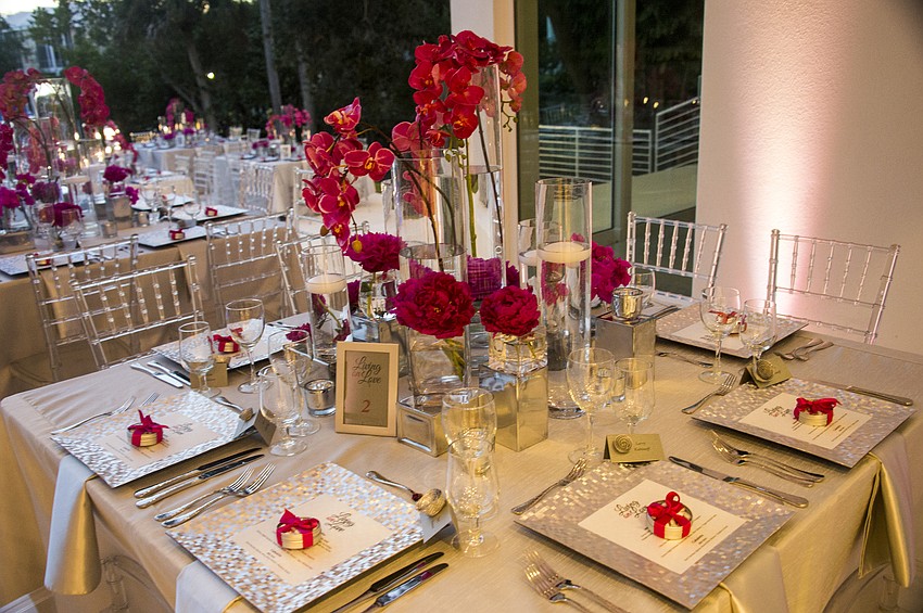 Decor created and organized by Laura Wood with floral decoration by Flowers by Fudgie