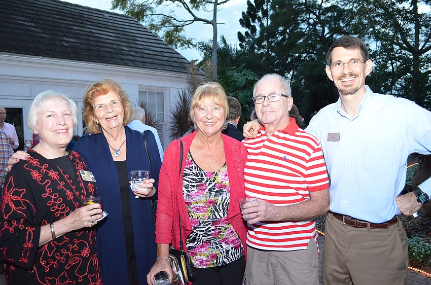 Jane Paulishak, Gundi Pease, Shirley and Mike Hicks and Mike McLaughlin