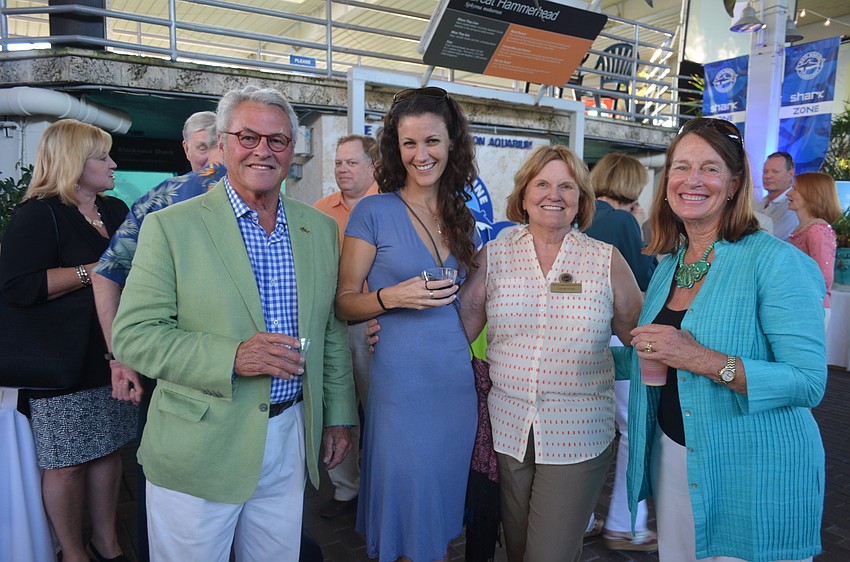Bayne Stevenson, Staff scientist Emily Hall, Glenda Wright and committee member Jeanie Stevenson