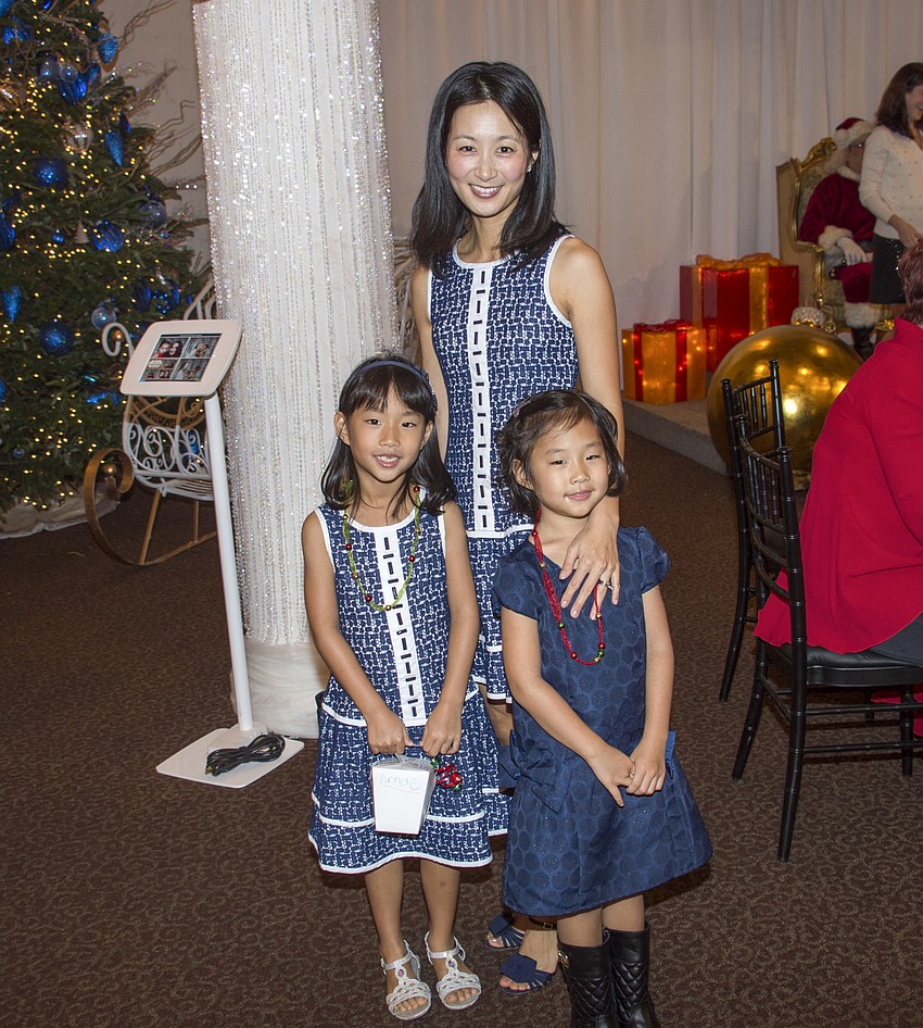 Janna Kim with daughters Anna and Allie