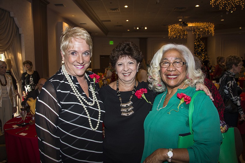 Elaine Zwelling, Bev Crawford and Helen Bean
