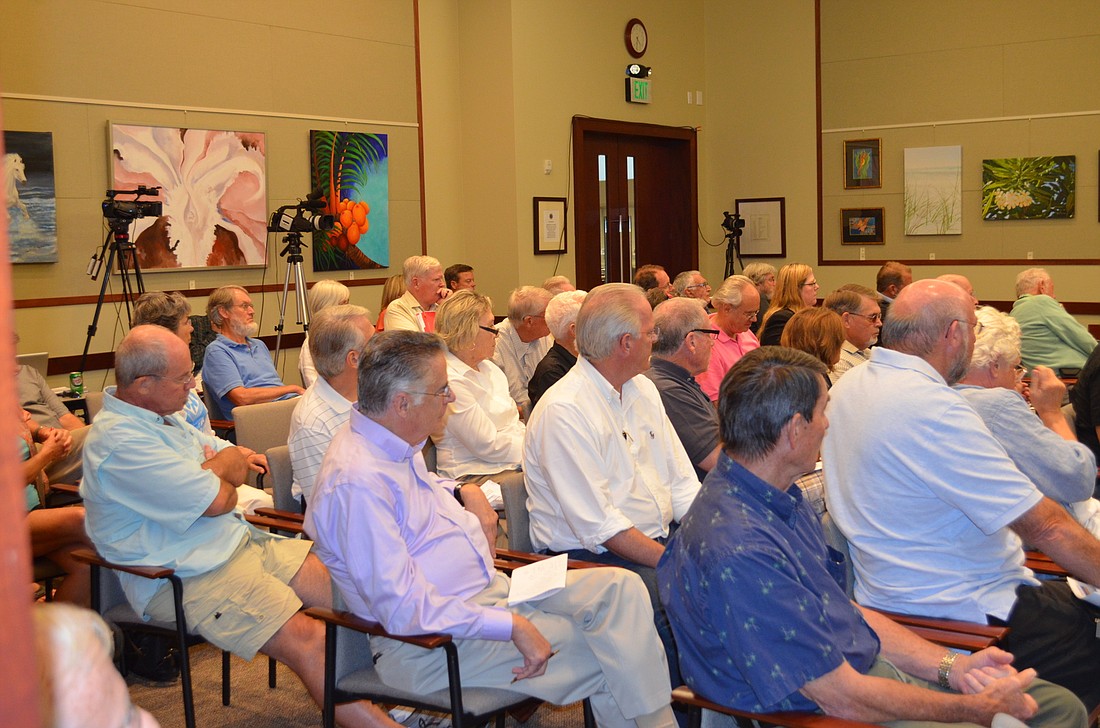 Approximately 45 north-end residents packed Longboat Key Town Hall Monday afternoon to inform the Longboat Key Town Commission they donâ€™t want their power lines buried.