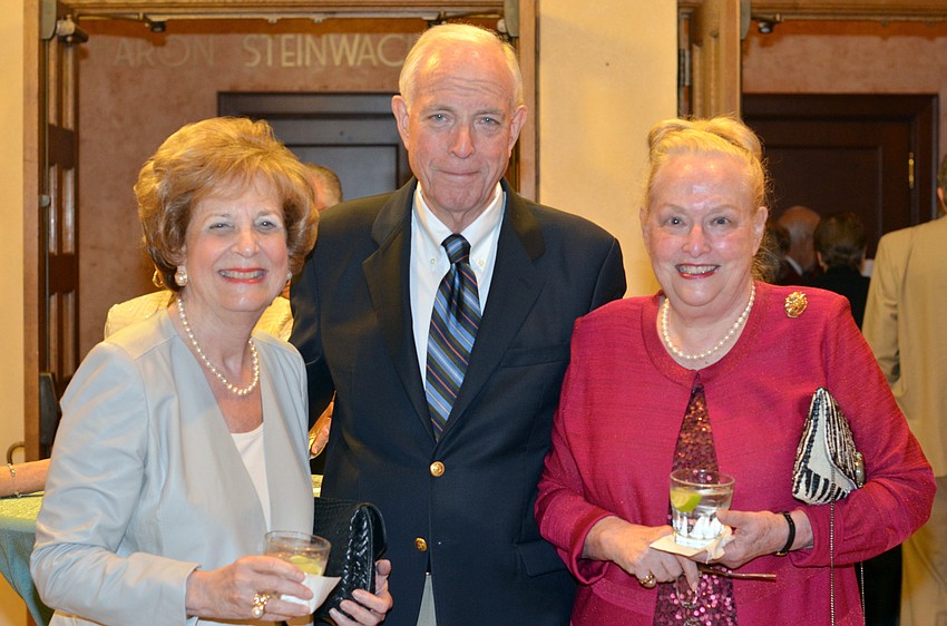 Genie and Les Aberson with Renee Hymson
