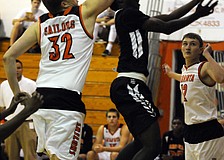 Braden River junior guard Deoni Cason goes up for a layup.