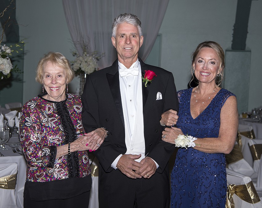 Arlene Hansen, Bill and Tracy DeRamo