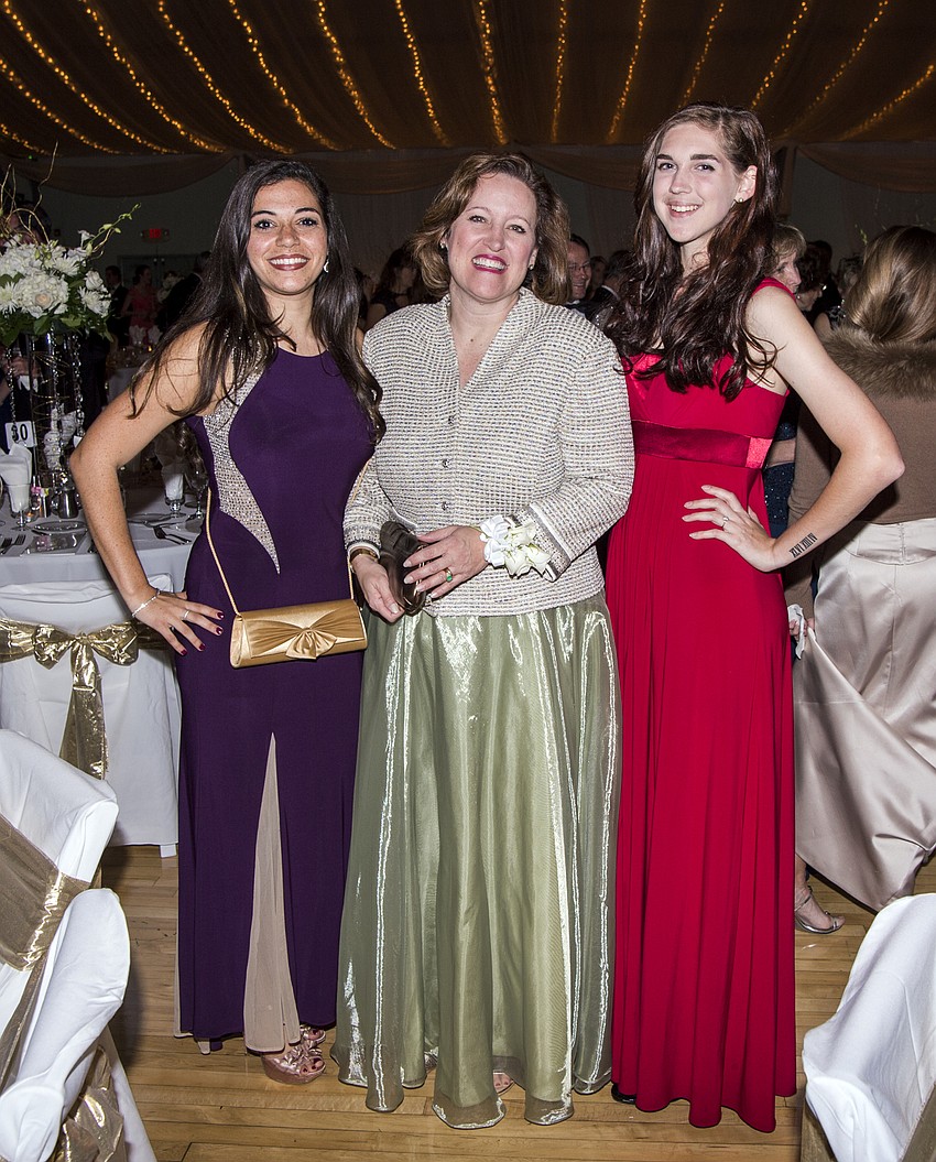 Rachel Lindenauer, Marlo Lane and Michelle Vanderforth