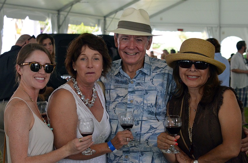 Chloe Henry and Vicki Elsberry with Joe and Nelly Hervey