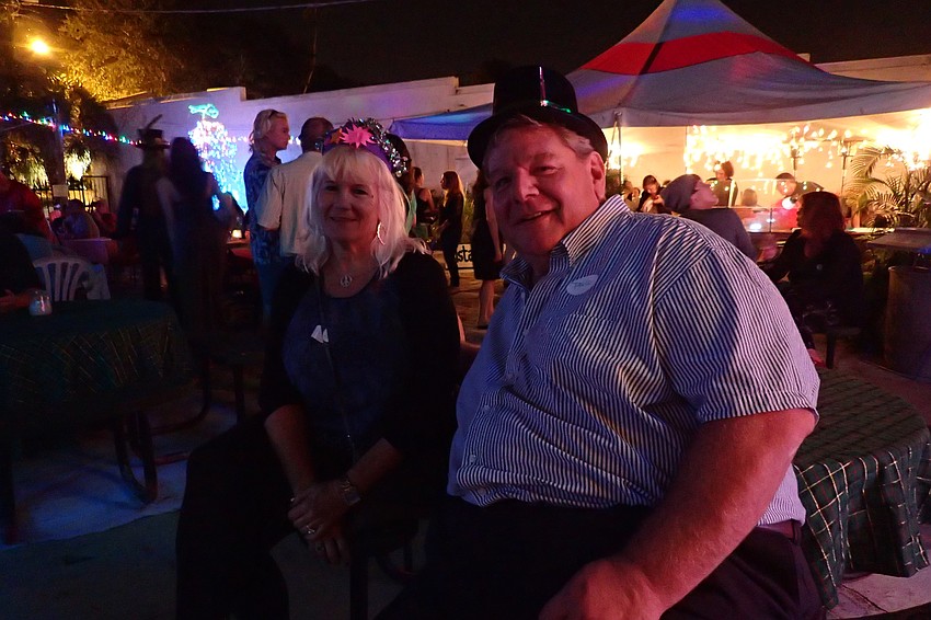 Phil Truedinger (r) and Lynn Jones (l) wait for the new year to commence.