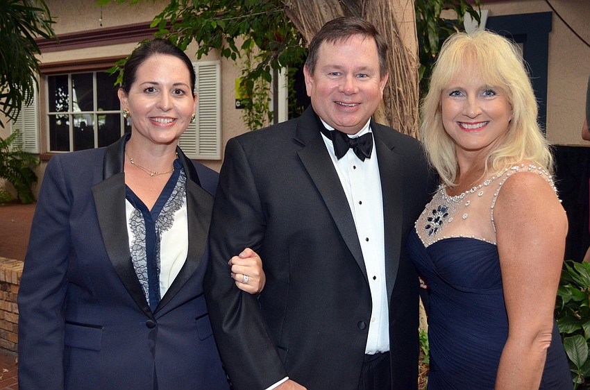 Jennifer Grondahl with Kurt and Charlotte Stringfellow