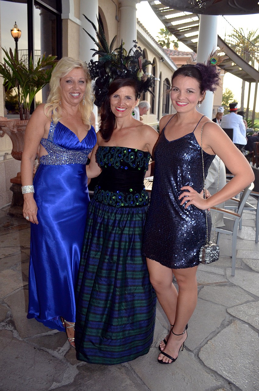 Wanta Martinette with Violeta and Ashley Huesman