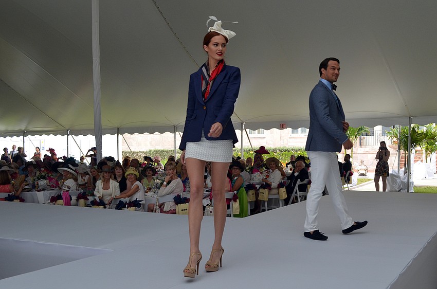 Guests enjoyed a runway show produced by The Met at New College of Florida’s Pique Nique Sur la Baie.