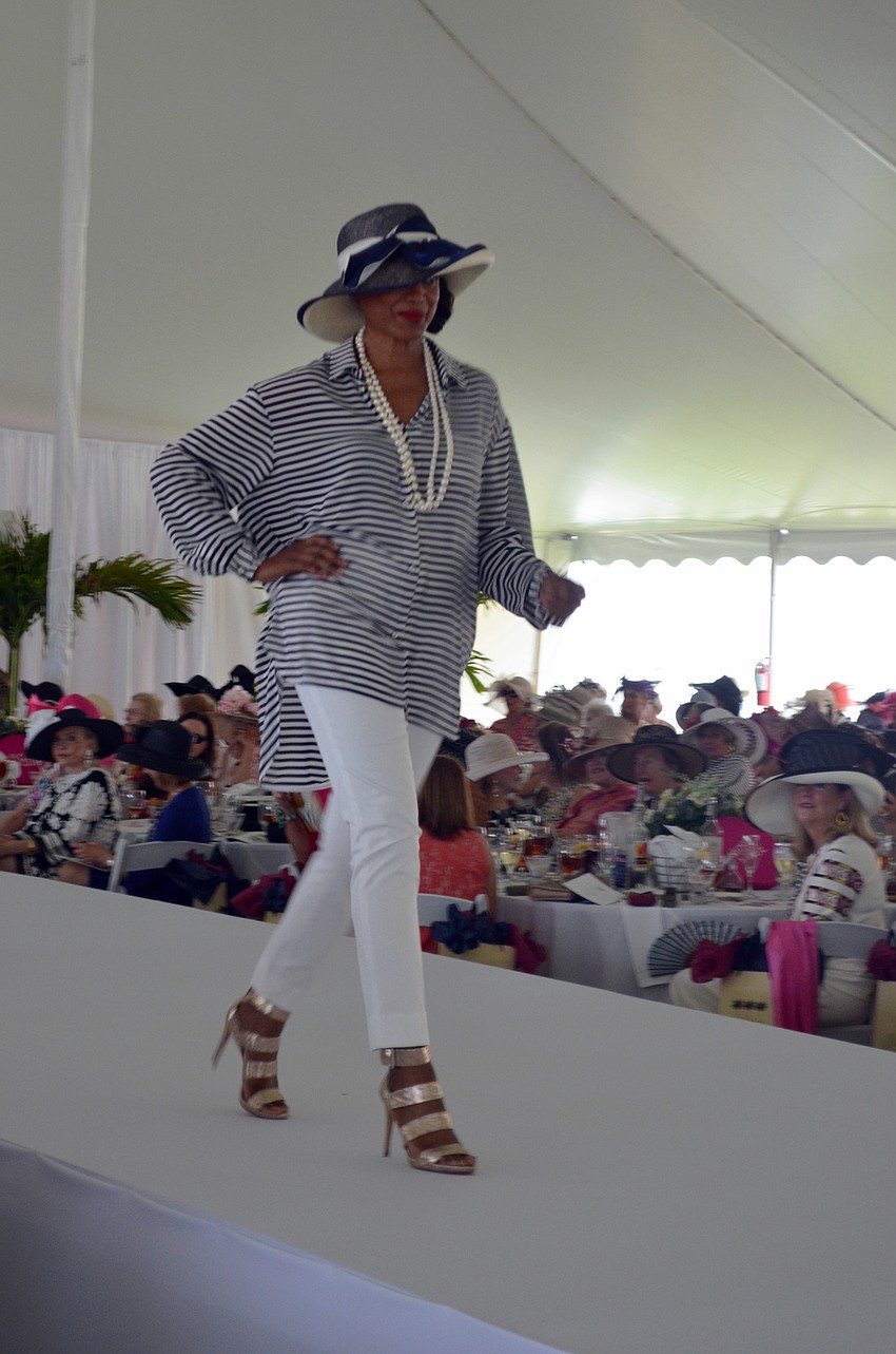 Guests enjoyed a runway show produced by The Met at New College of Florida’s Pique Nique Sur la Baie.