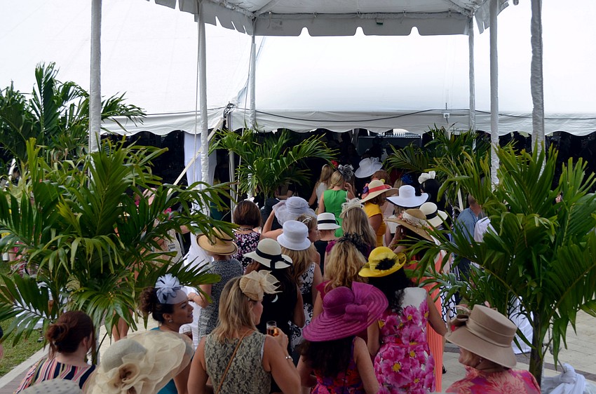 New College of Florida hosted Pique Nique Sur la Baie on Friday, March 27.