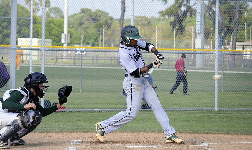Cameron Pearcey notches a hit in the third inning versus Tampa Catholic March 26.