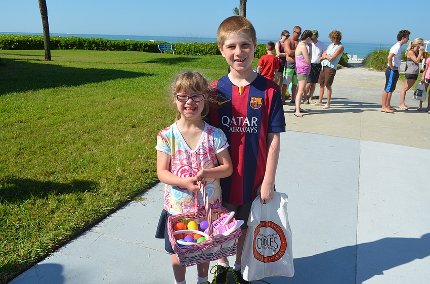 Maria, 7, and Bobby, 9, Alzamora