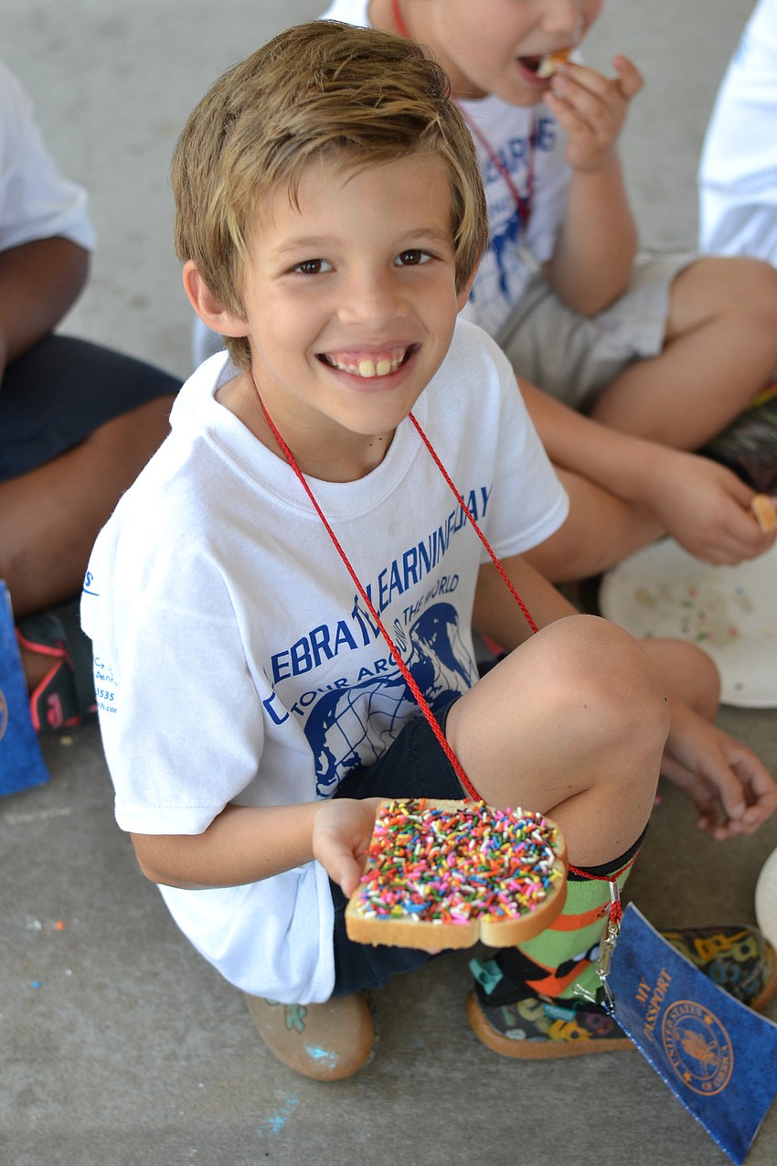 Joey Savage added extra sprinkles for his “Fairy Bread” at the Australia portion.