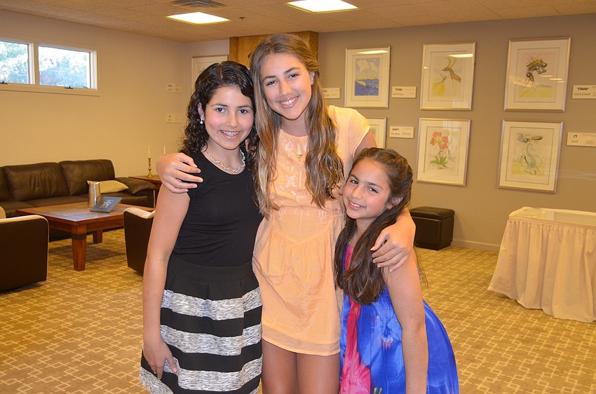 Alex Vidger with Anna and Sophie Brause