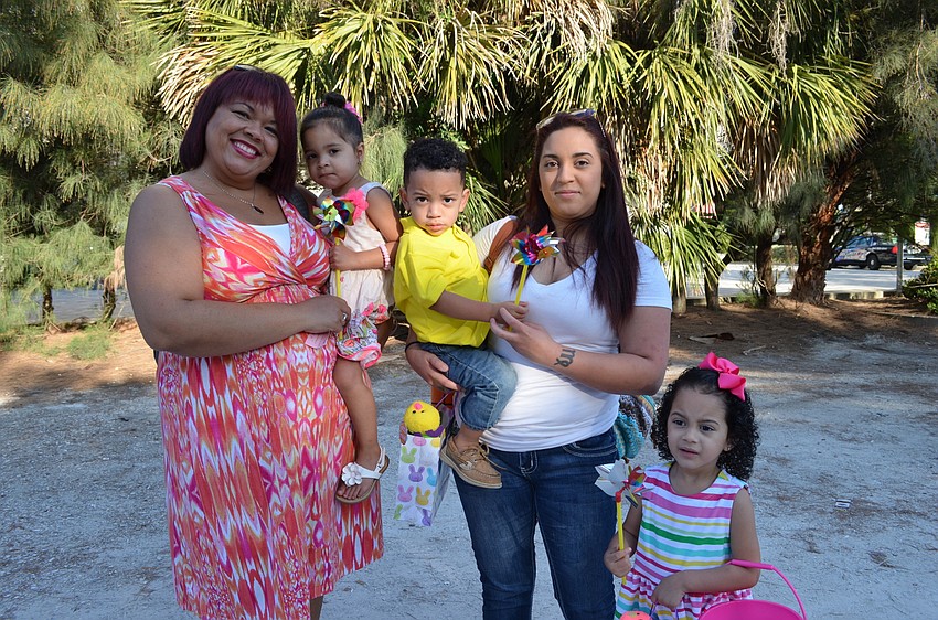 Zenda and Zoe Mayer with Alexandra Barahona, Jayden and Isabella Guerrero
