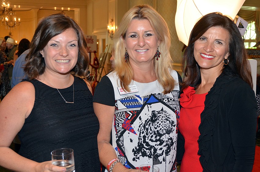 Taylor Mock, Kelly Abercrombie and Violeta Huesman