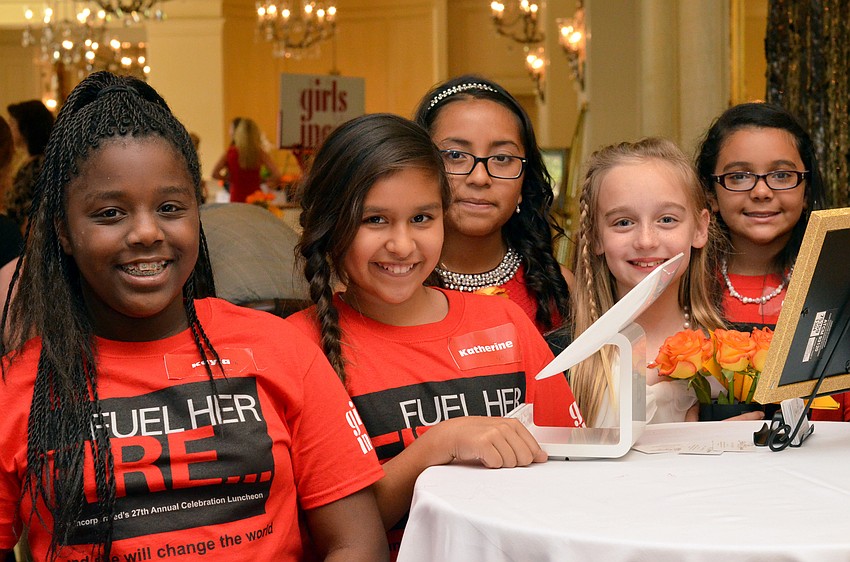 Kayla Williams, Katherine Villegas, Dana Jinete, Shayla White and Adrianna Alvarado