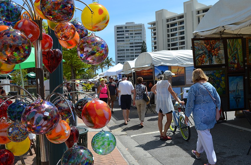 Attendees filled Ocean Boulevard and Siesta Key Village to peruse artists’ booths.