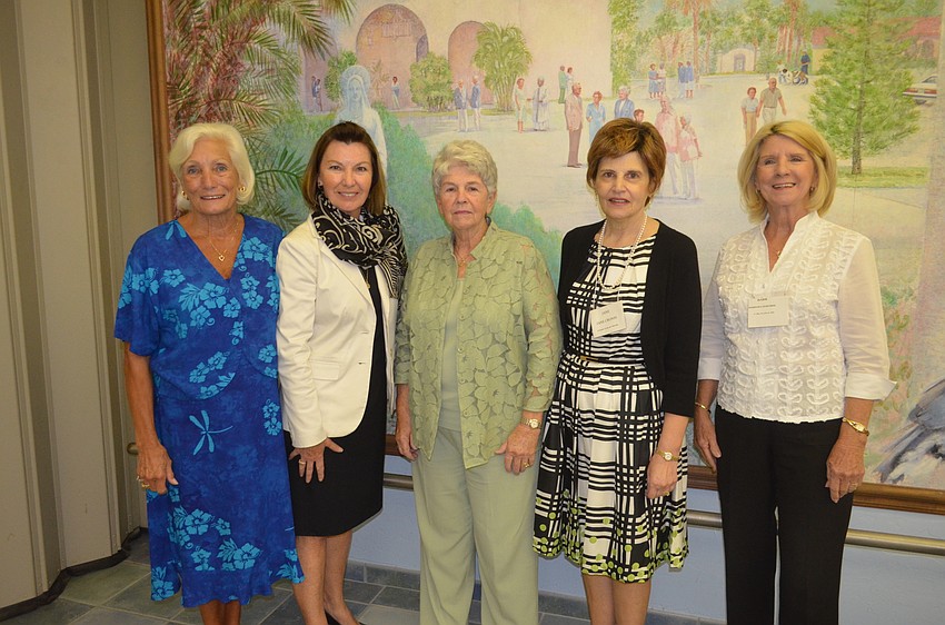 Treasurer Marilyn Bettencourt, Vice President Pierrette Kelly, President Eileen Hassel, Corresponding Secretary Jane Cronin and Recording Secretary Barbara Gurchiek