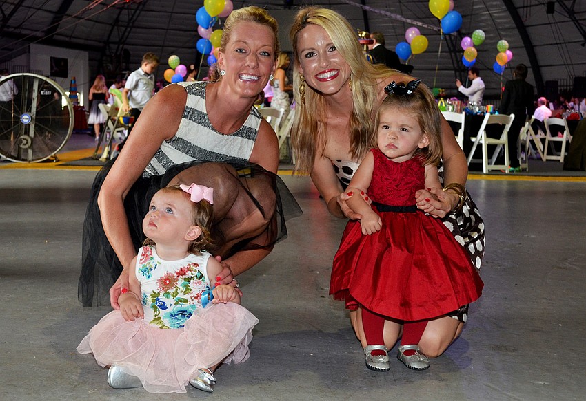 Erin and Caroline Hart with Montana and Anna Belle Taplinger