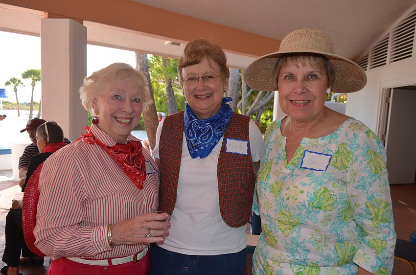 Barb Maclean, Elaine Smith and Gail Clay