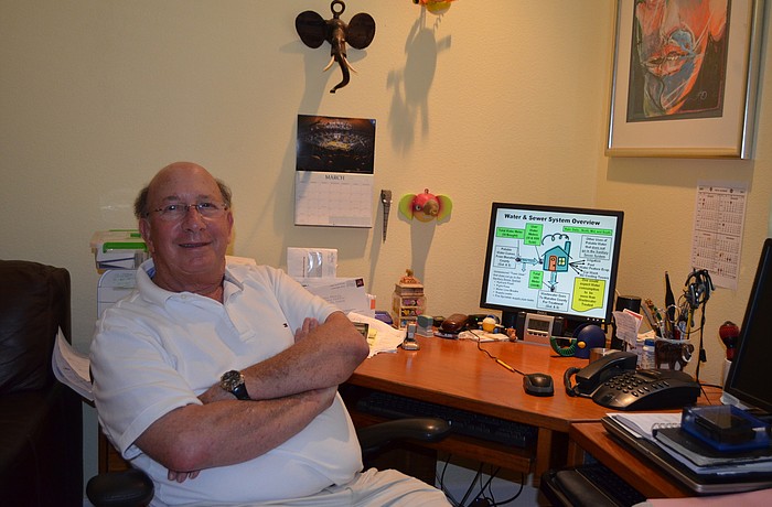 Key resident Lenny Landau suggests a town wastewater pipeâ€™s life span may be longer than the town thinks.