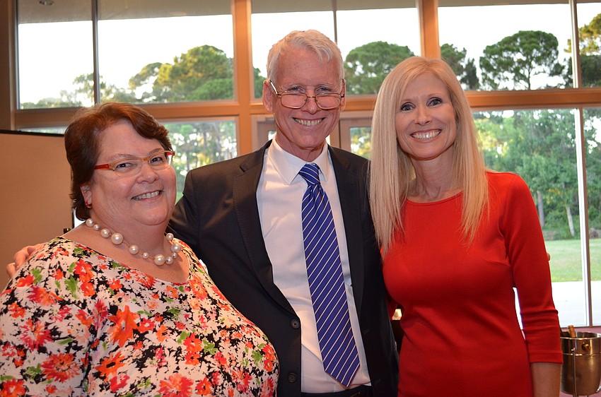 Sue and Rabbi Geoff Huntting with Director of Early Childhood Education for The Gan Laura Freedman.