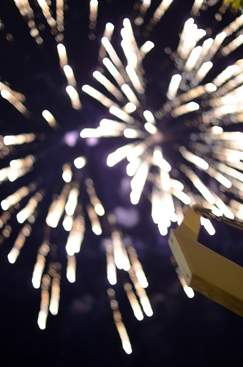 Following social hour, guests enjoyed a fireworks show over Sarasota Bay before returning back inside for the ballet performance.