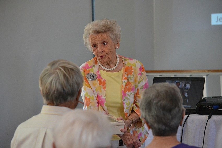 Harriet Stieff thanks members for awarding her the Distinguished Service Award.