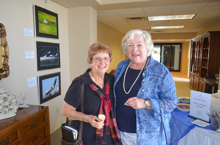 Mo Ogilvie and Suzanne Head