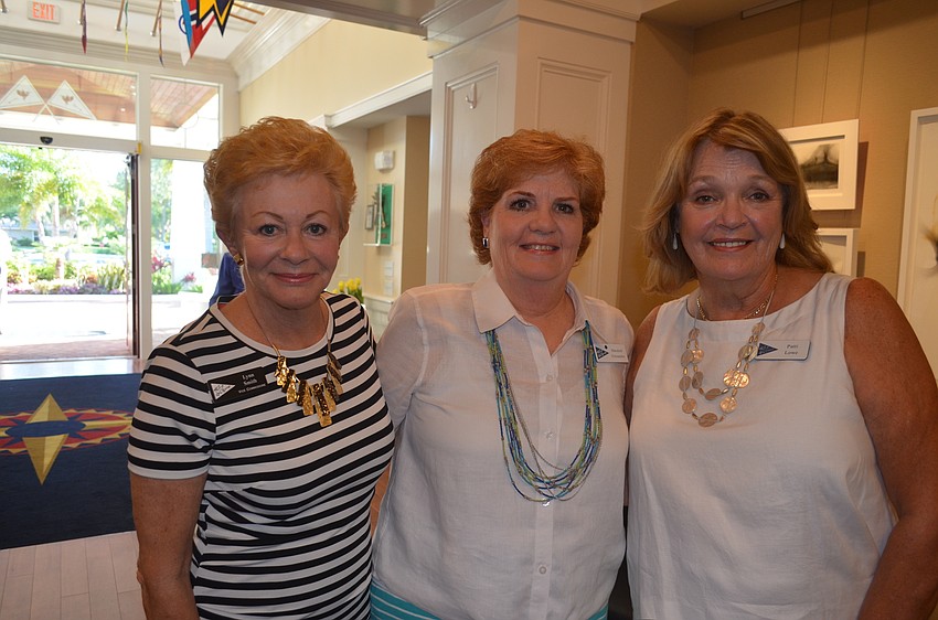 Vice Commodore Lynn Smith, Marshall Fernandez and Patti Lowe