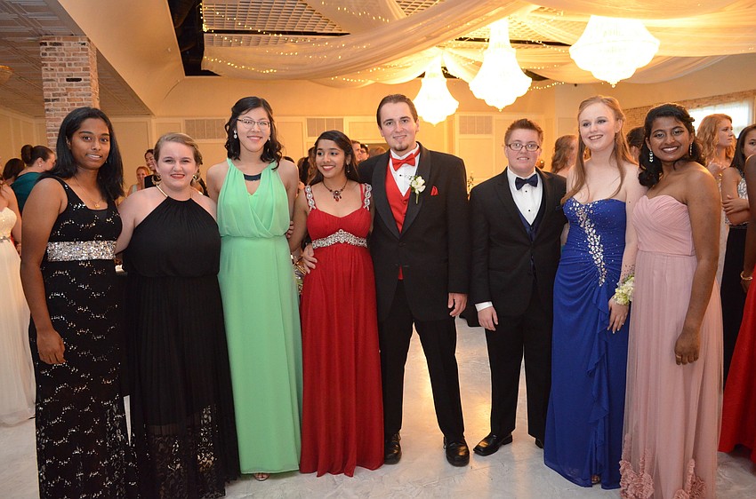 Sravya Kamarajugadda, Megan Fowler, Willow Livengood, Erika Vasant, Nick Karpathy, Nate Quinn, Liza Williams and Varshihi Gali