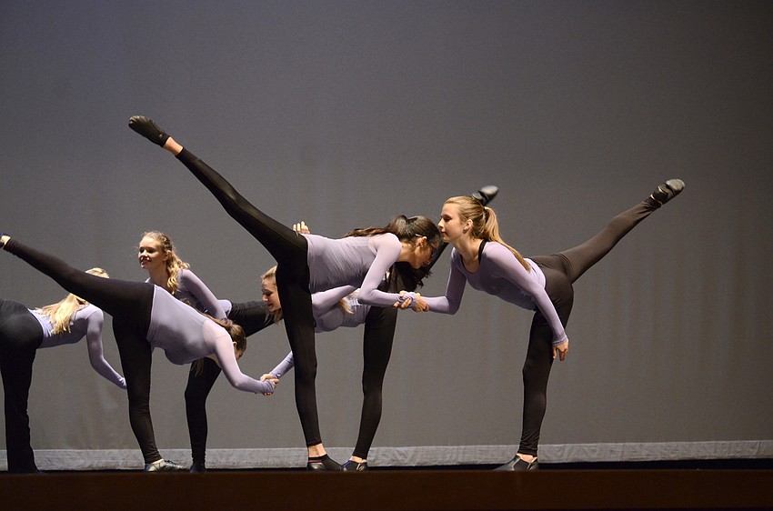 Braden River Middle School dancers perform to Thinking Out Loud by Ed Sheeran.