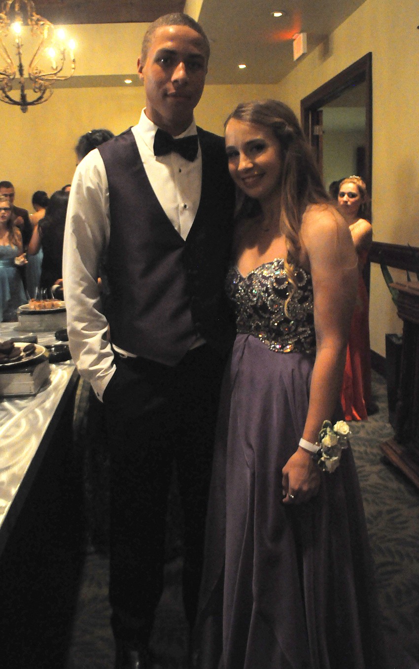 Zacc Wiedeman matched his tuxedo to Ashleigh Gilray's dress.