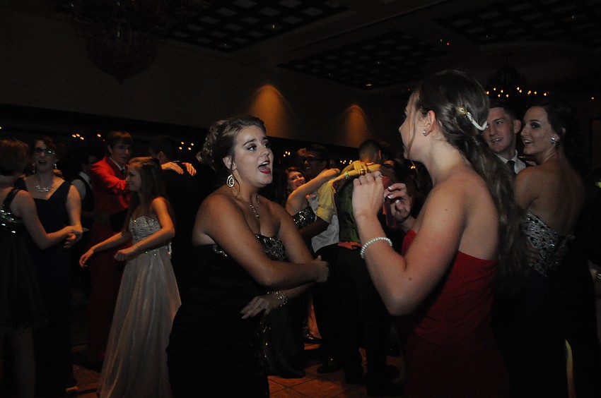 Emma Slotabec and Katie Cafiero free-styled a dramatic rendition of Aerosmith's 