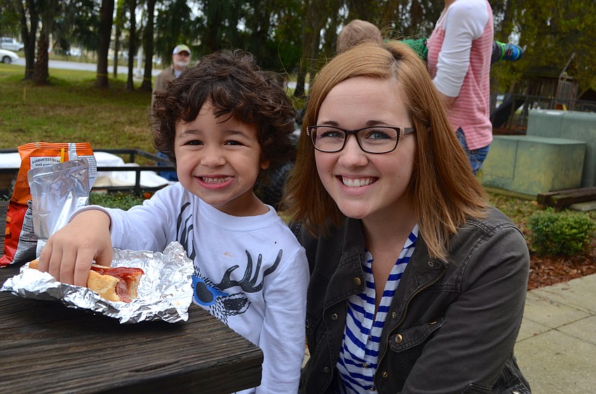 Dominik and Nichole Turner stop for snacks.
