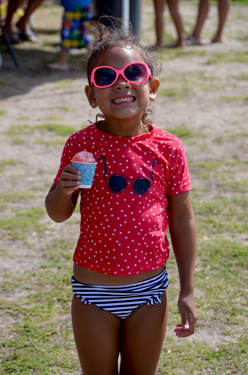 Taelynn Shabazz has fun in the sun.