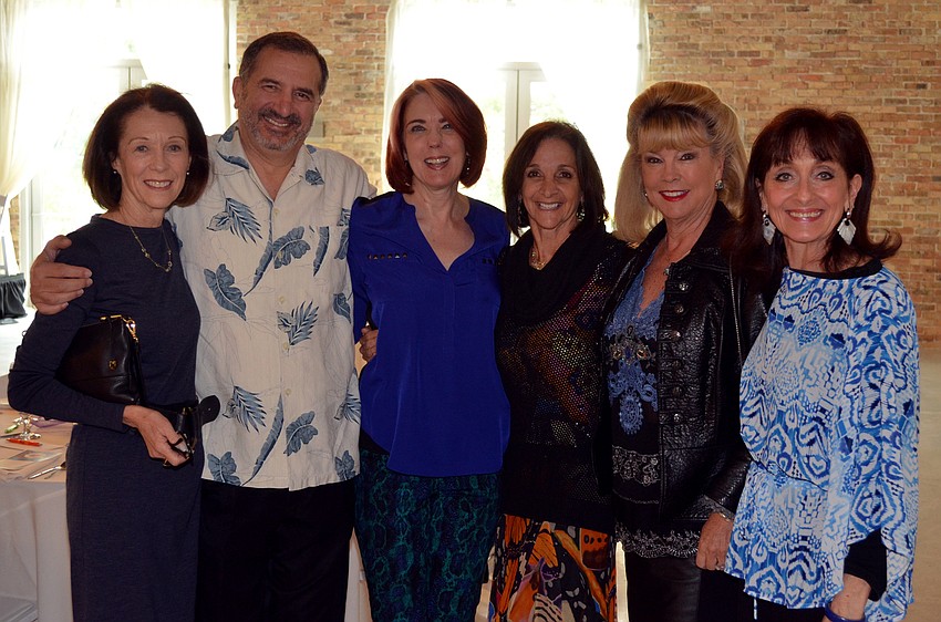 Lorraine Kaplan, Al and Cathleen Greeney, Judy Kozlowski, Joanne Forsch and Rosemary Sandarelli