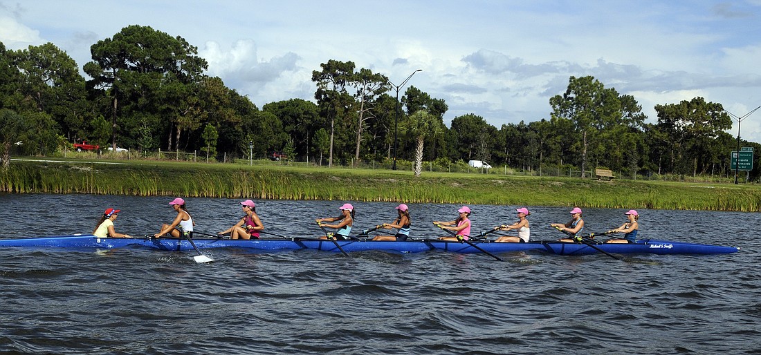 The Sarasota Crew womenâ€™s lightweight 8+ practices at Nathan Benderson Park â€” the site of this yearâ€™s USRowing Youth National Championships.