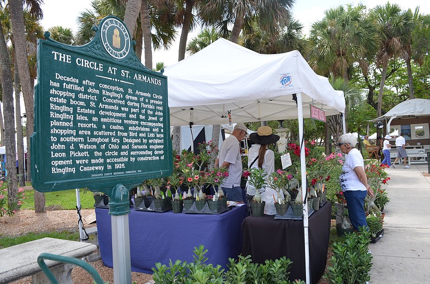 The craft festival took place at Circle Park included a greens market.