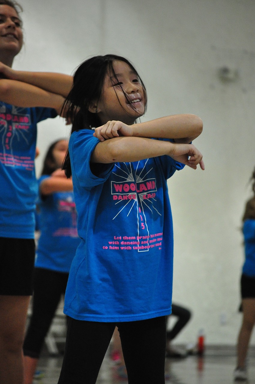 Haylen Hang, a third grader, performs to 
