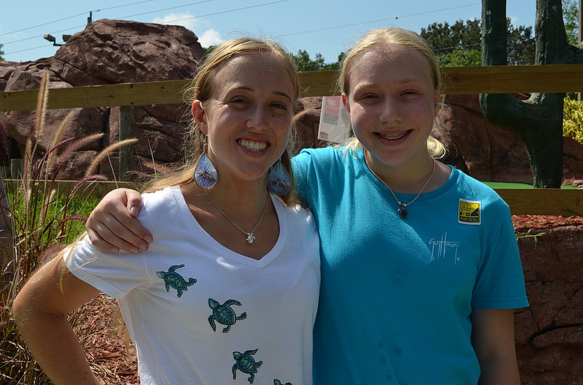 Kyra and Kelly Senchyshak